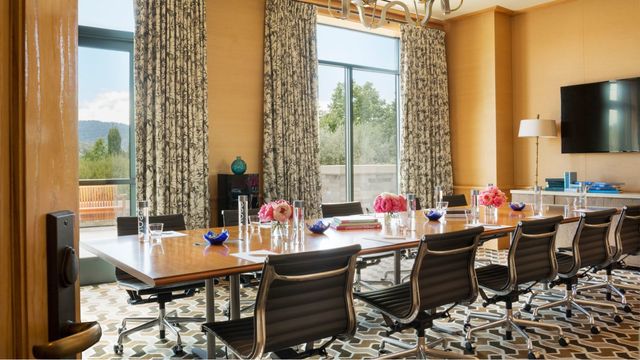 Featured photo from Meeting Rooms