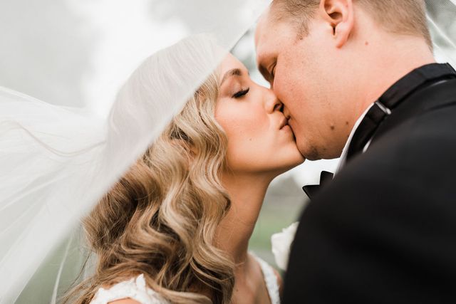 Featured photo from Luxurious and Fresh Wedding at Grand Hyatt Scottsdale Resort