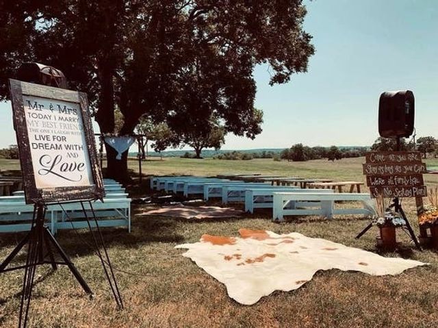 Featured photo from Outdoor Venue