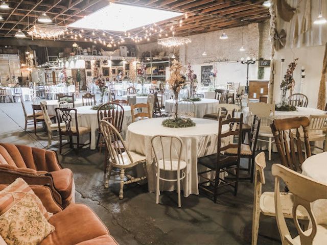 Featured photo from Indoor Space