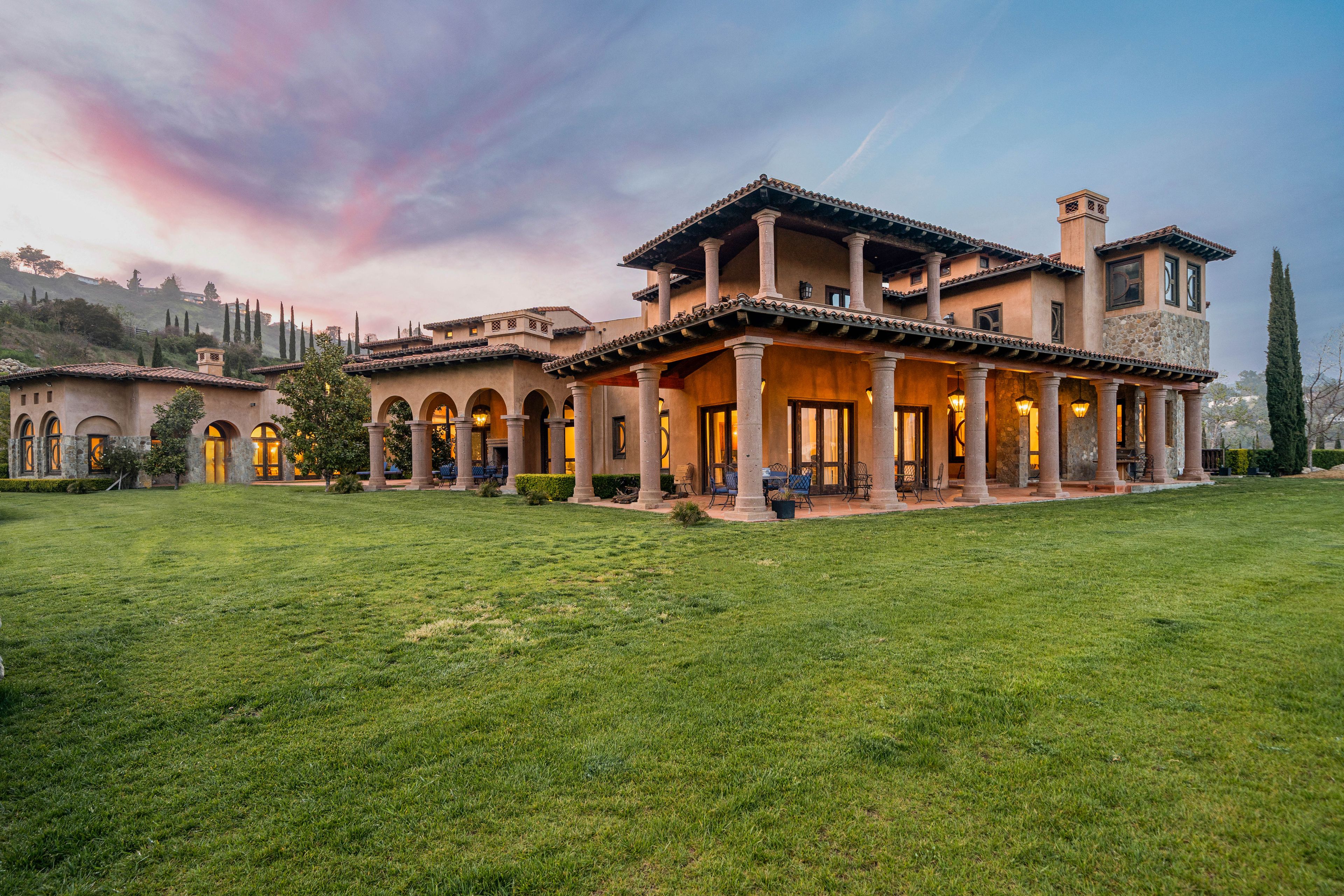 Upper Level Side Lawn/Event Side Lawn, an event space at Casa Lago Beverly Hills