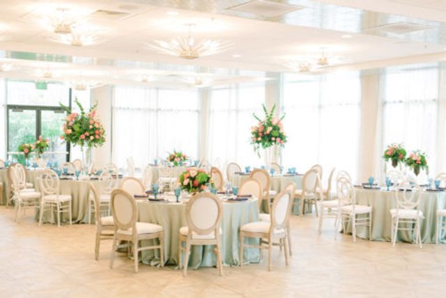 Featured photo from Indoor Space