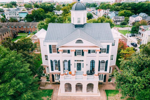 Featured photo from Faber Bridal Suite