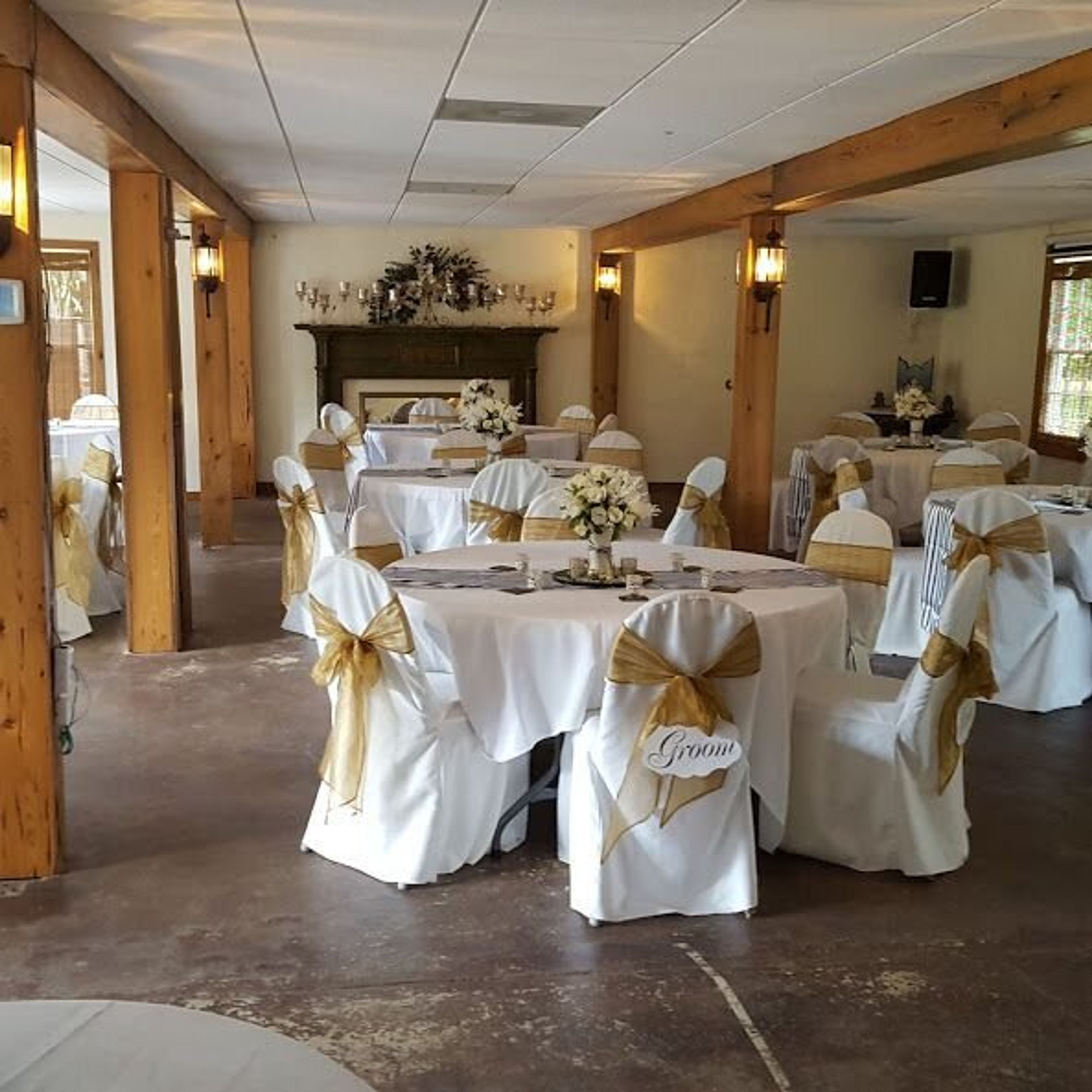Example Event Space, an event space at Ormond Plantation Manor