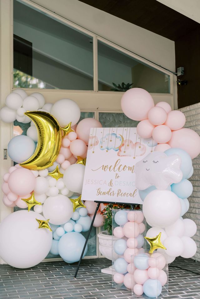 Featured photo from Modern and Sophisticated Gender Reveal in Seattle, Washington