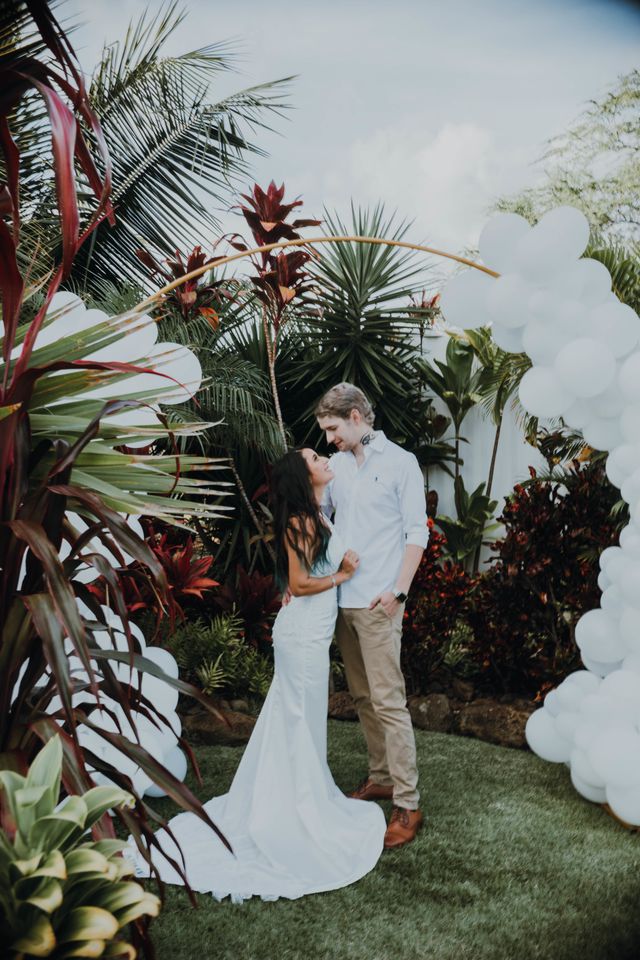 Featured photo from A Hawaiian, tropical, and boho themed elopement with a private dinner experience