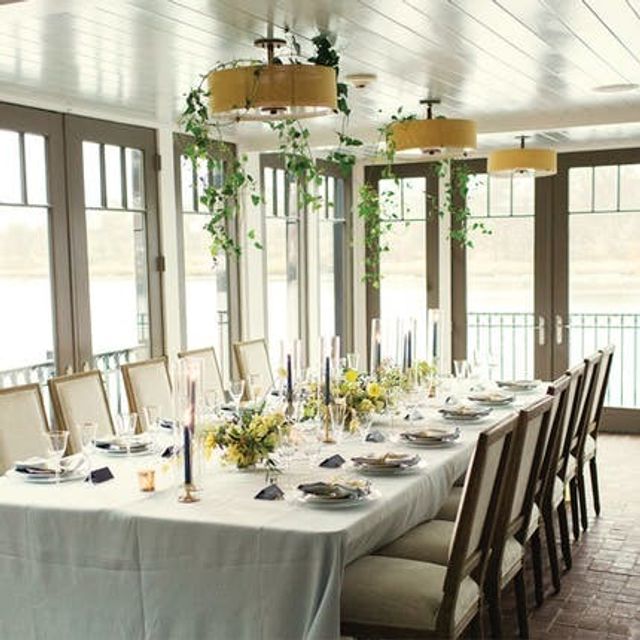 Featured photo from Indoor Space