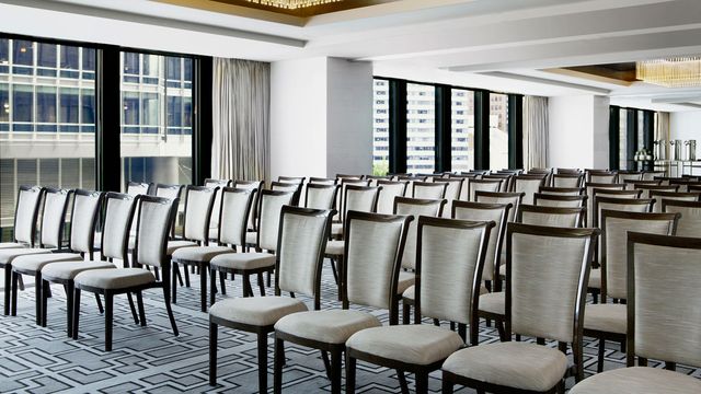 Featured photo from The Cambridge Room