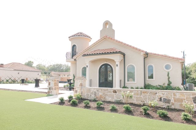 Featured photo from Chapel D'Vina