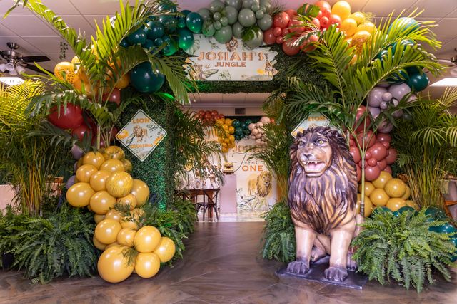 Featured photo from Darren Blake