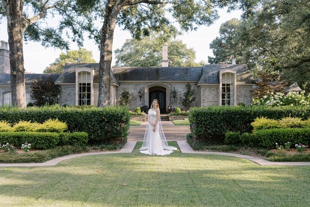 Featured photo from Julia's Bridal Portraits