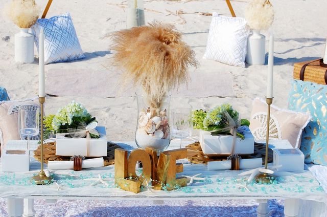 Featured photo from Luxe Boho Picnic - Elopement