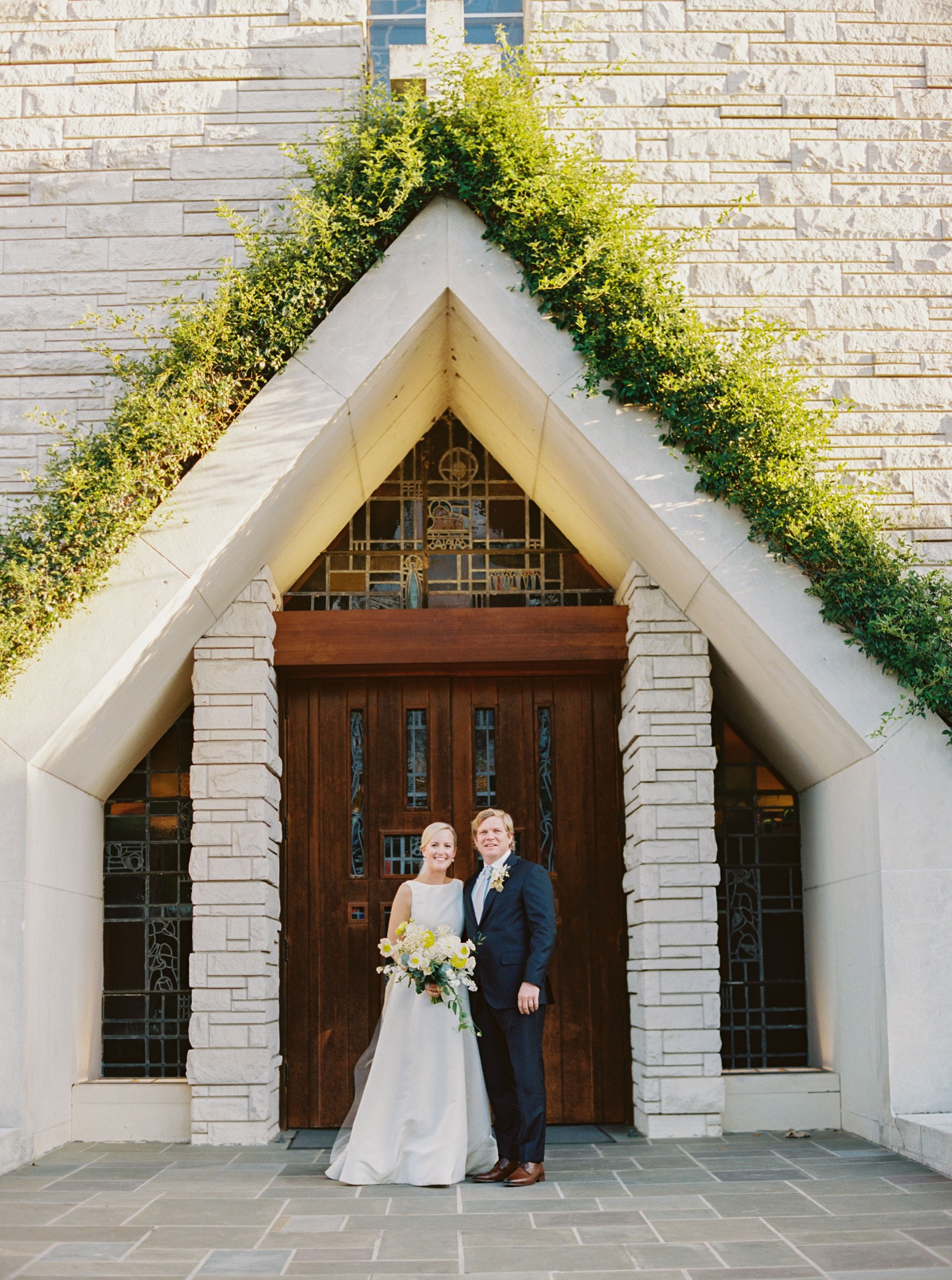 Emily + Buck - Classic Bayou Bend Wedding | Two Be Wed | PartySlate, image size:2233x3000