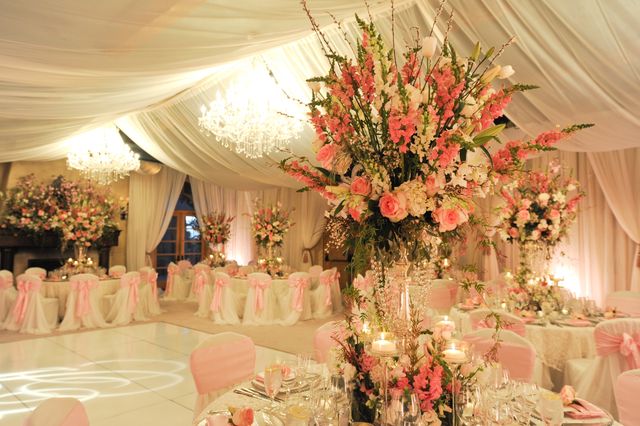 Featured photo from Pink and White Wedding in Phoenix, Arizona