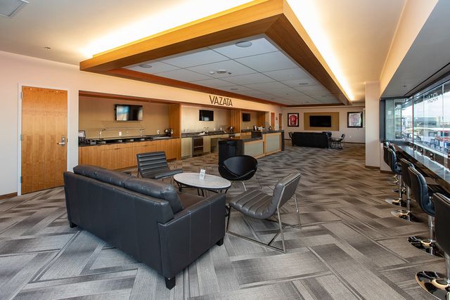 Featured photo from Super Suite