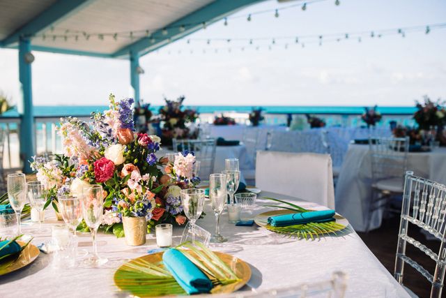 Featured photo from Dreamy Beach Wedding in Nassau, The Bahamas
