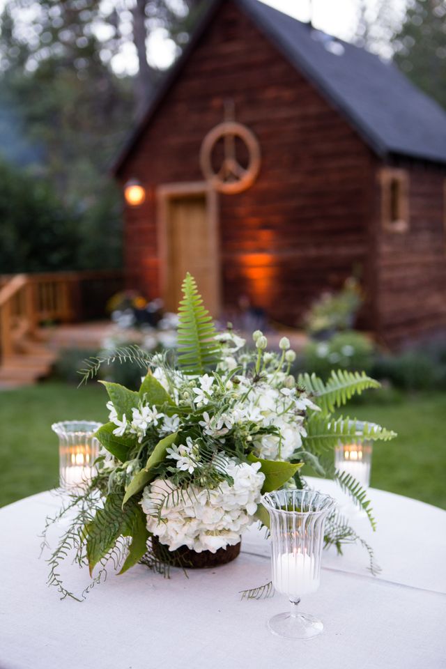Featured photo from Gorgeous Cabin Estate Wedding