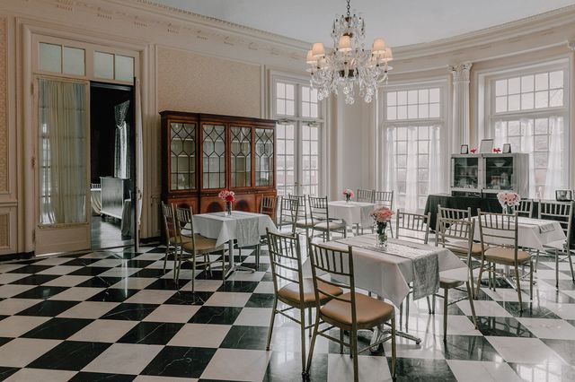 Featured photo from Meadow