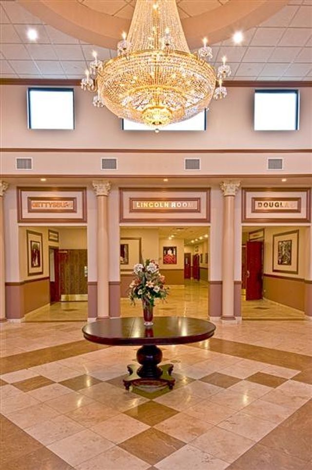 Featured photo from Lincoln Inn Banquets Event Space