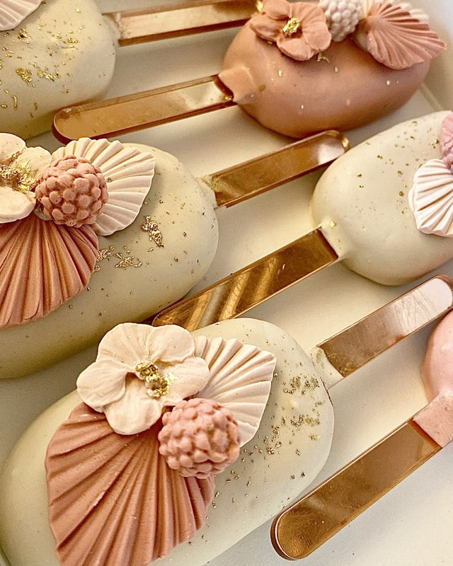 Featured photo from Boho Engagement Desserts