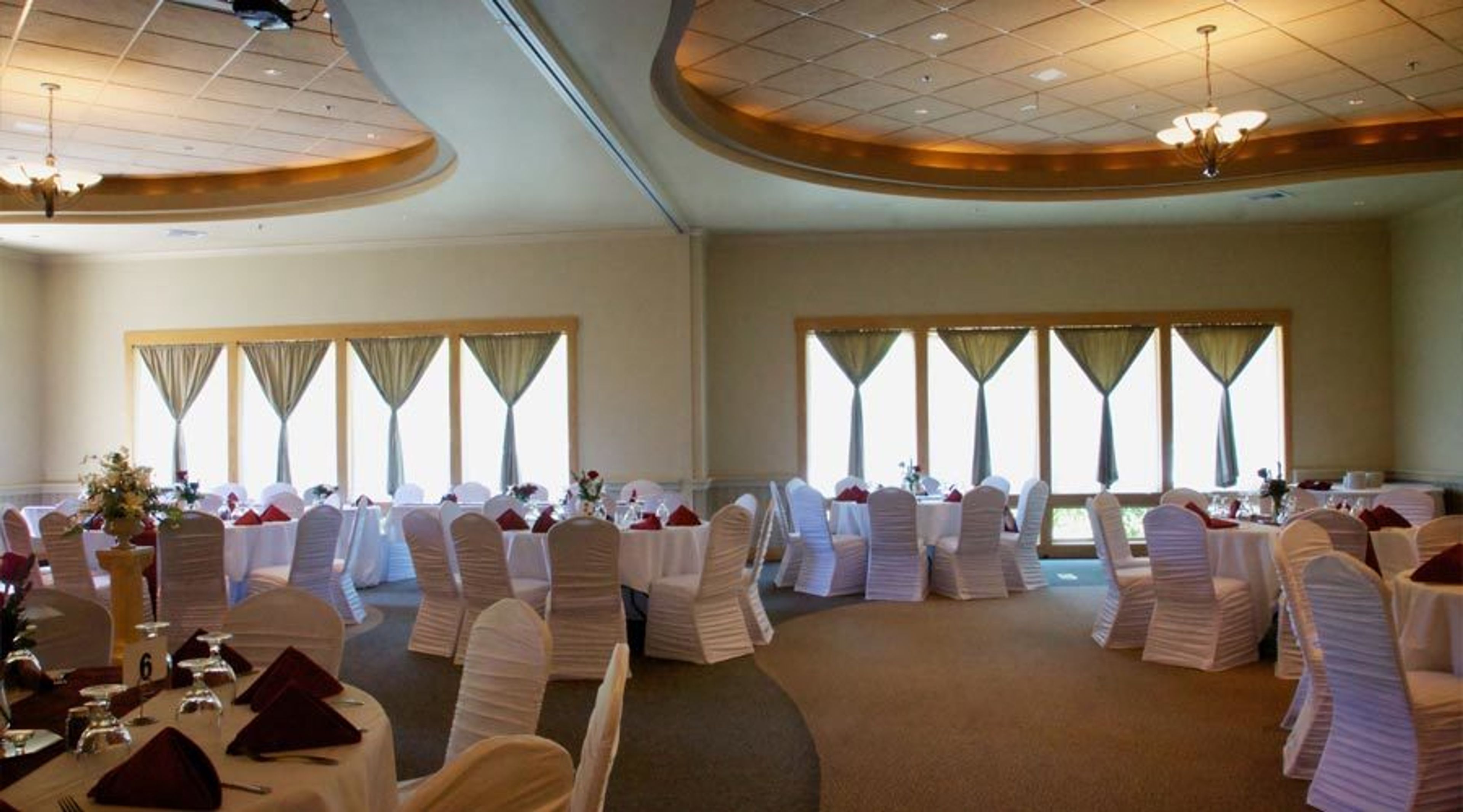 Example Events, an event space at Billy Baroo's Bar and Grill at Foster Golf Links