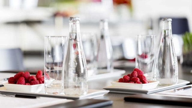 Featured photo from Oleander