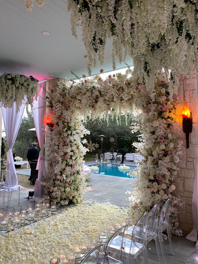 Featured photo from Modern Winter Wedding