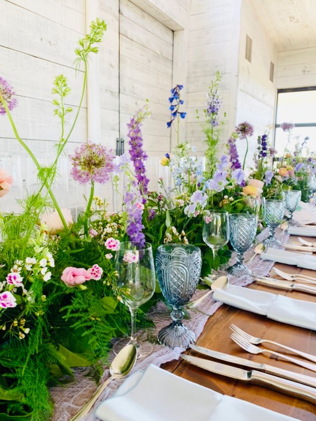 Featured photo from Spring Hill Country Wedding