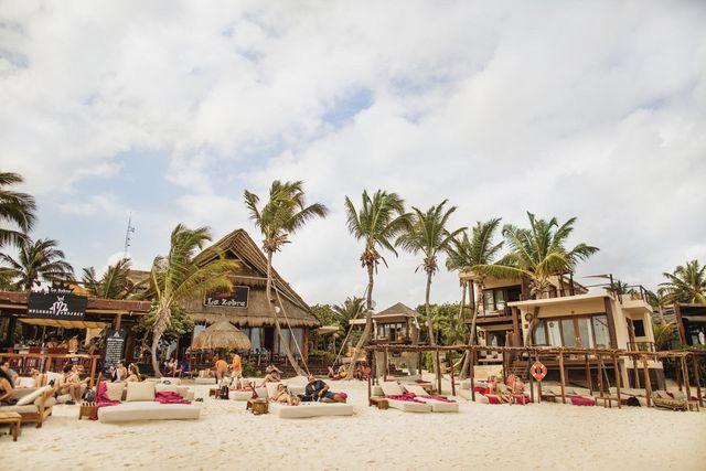 Featured photo from Maura & Johnny