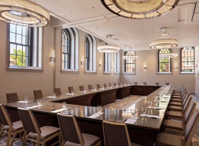 Featured photo from Lexington and Concord Rooms