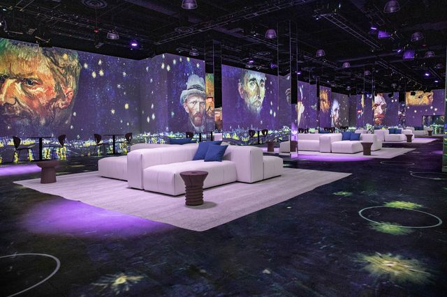 Featured photo from Gallery 2 (Seated 550)