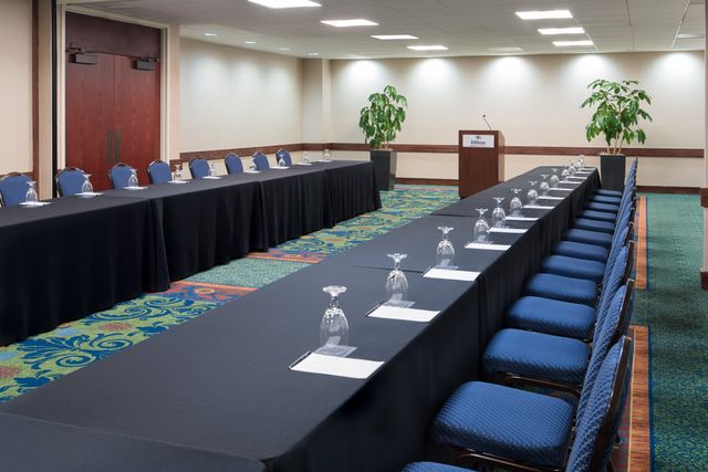 Featured photo from Bluegrass Meeting Room