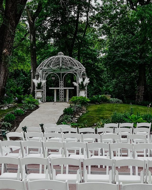 Featured photo from Classic Ornate Wrought Iron Gazebo