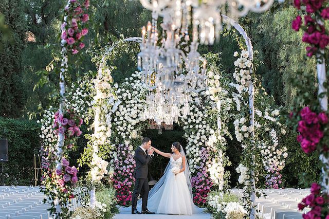 Featured photo from LUXURIOUS LILAC WEDDING AT THE BEVERLY HILLS HOTEL