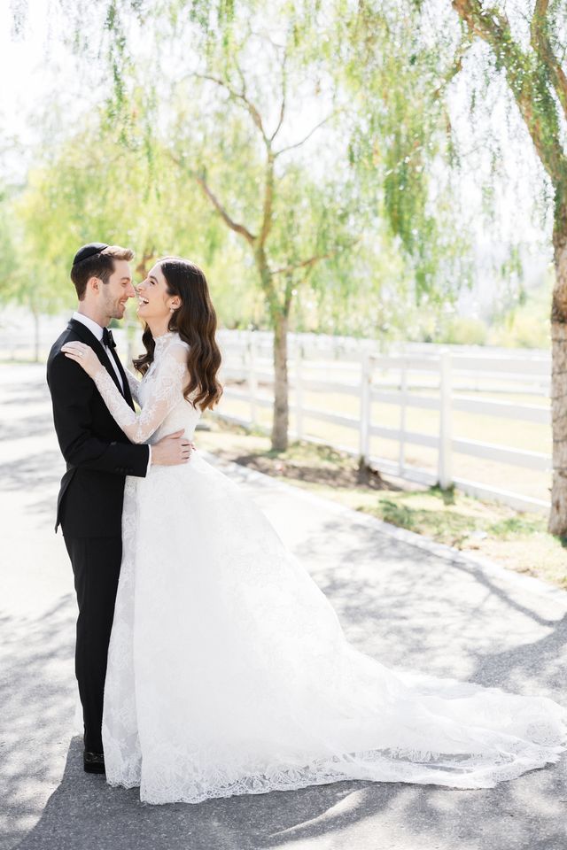 Featured photo from Romantic Wedding at Hummingbird Nest Ranch