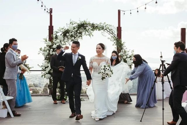 Featured photo from Vista Deck