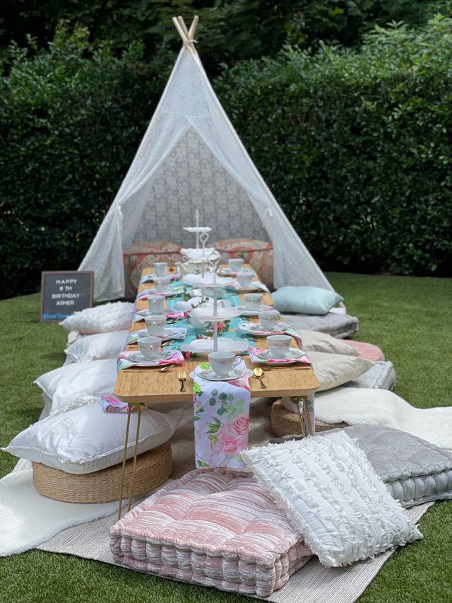 Featured photo from Dreamy Tea Party