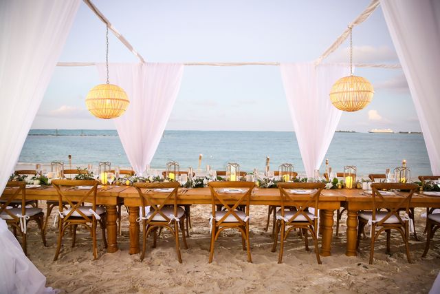 Featured photo from Baha Mar Cable Beach