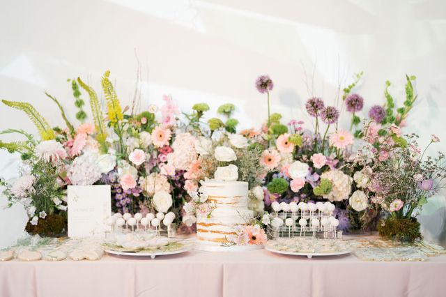 Featured photo from Floral-filled Baby Shower at The Alligator Club in Houston, Texas