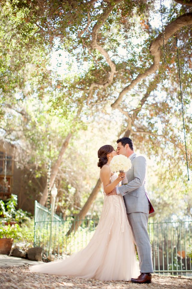 Featured photo from Romantic Outdoor Wedding