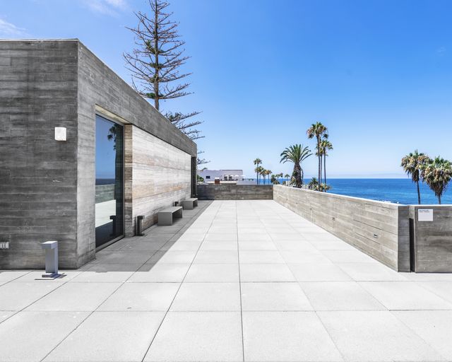 Featured photo from Davis Oceanview Terrace