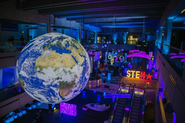 Featured photo from Blue Wing