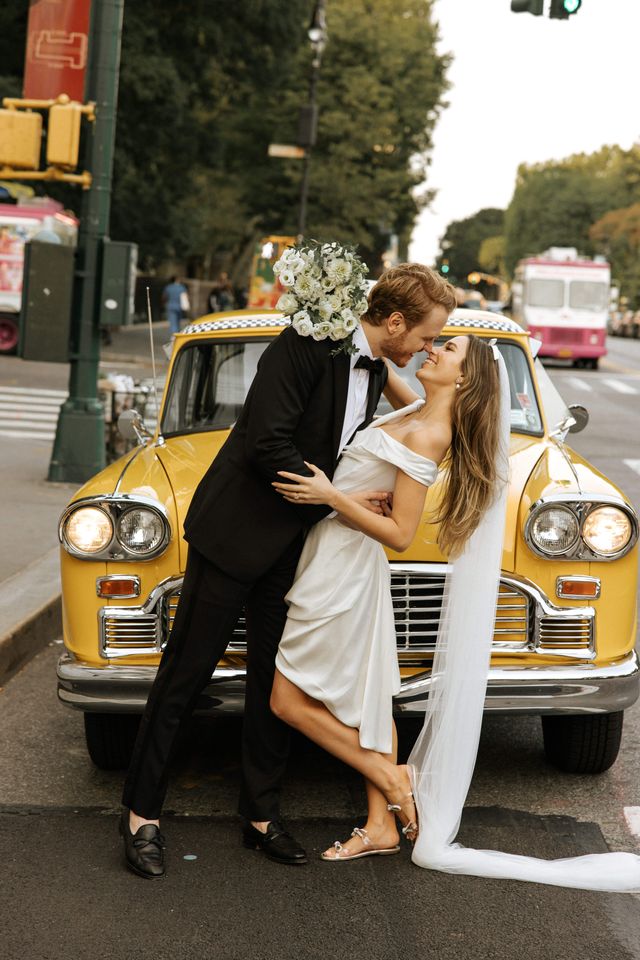 Featured photo from Stylish New York City Summer Wedding