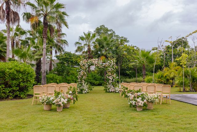 Featured photo from BALAM GARDEN