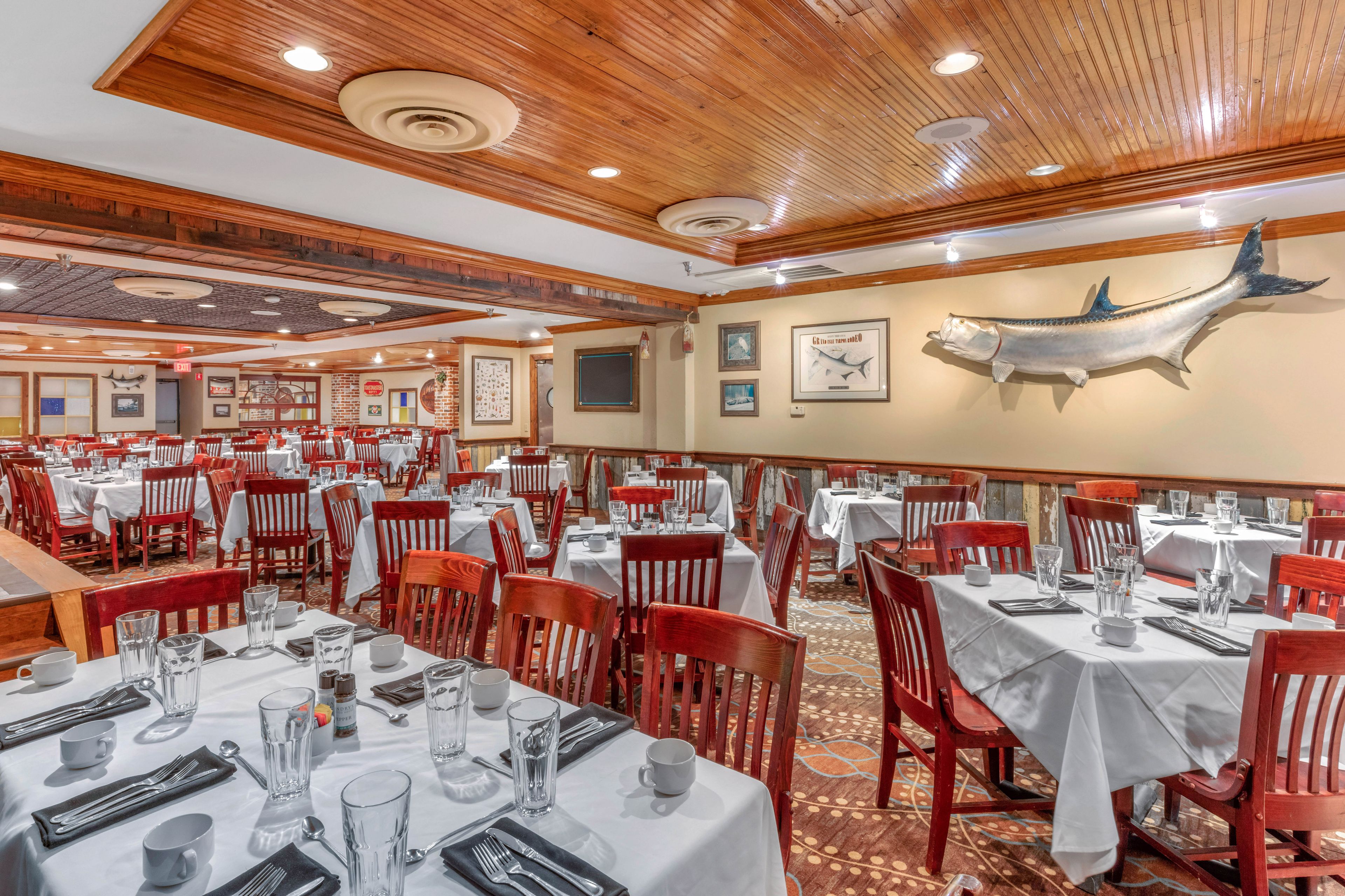 Ozark Room, an event space at Landry's Seafood House - Branson