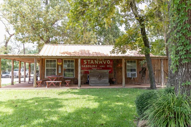 Featured photo from Day-of Cabins