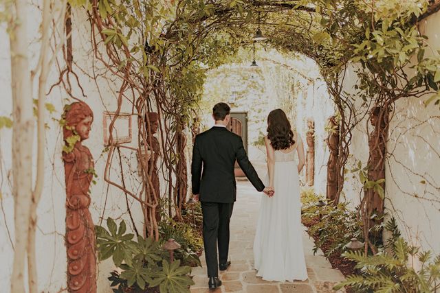 Featured photo from Elegant Fall Wedding