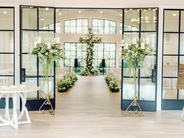 Featured photo from Dreamy Fall Wedding at Old Edwards Inn