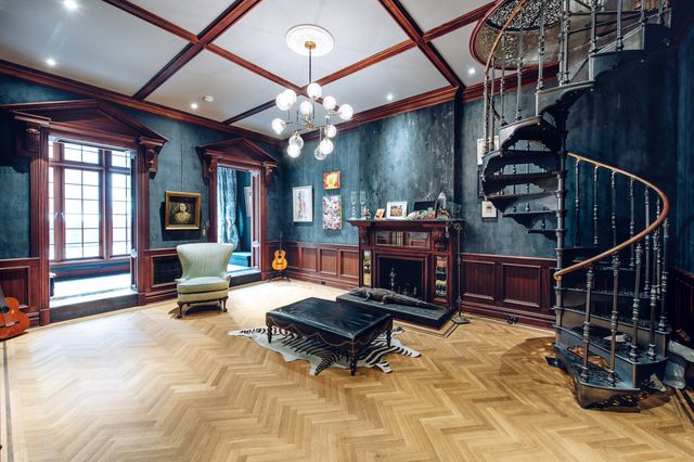 Featured photo from The Mansion