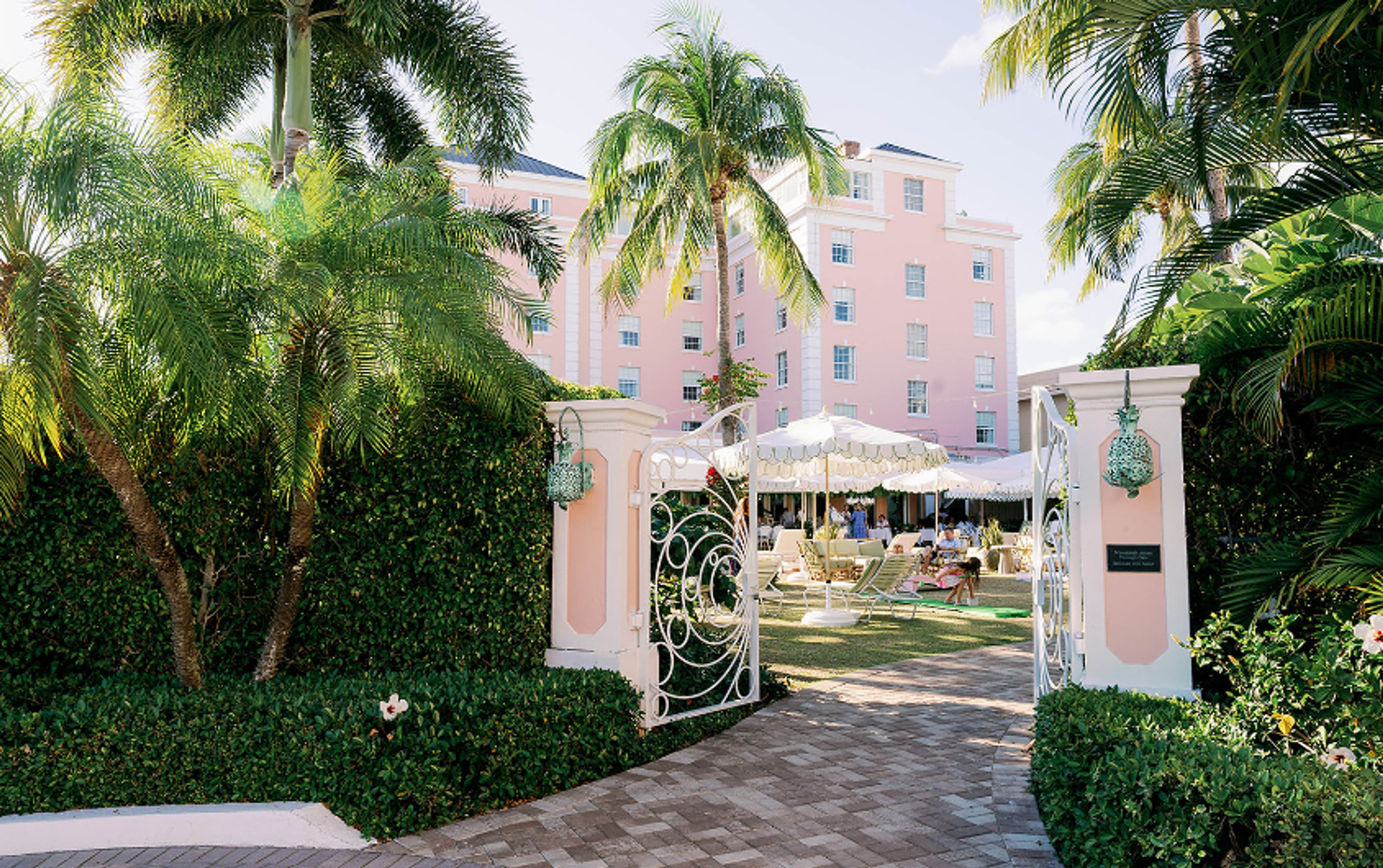 Lawn, an event space at The Colony Palm Beach